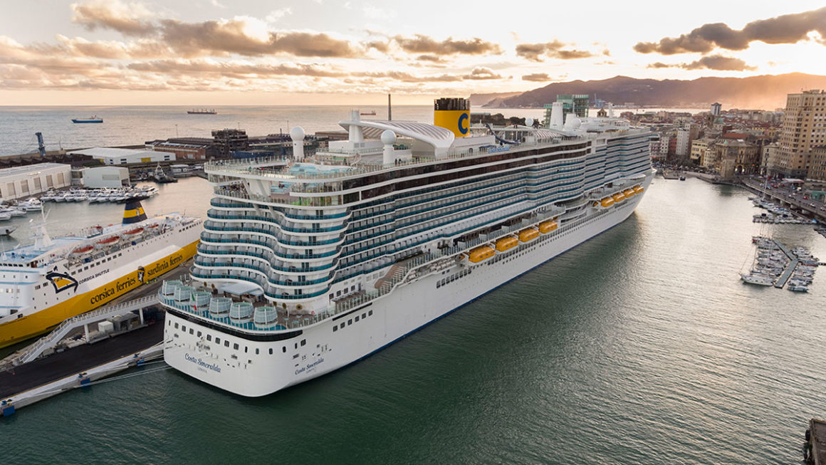 Vista externa e área do Costa Smeralda da Costa Cruzeiros