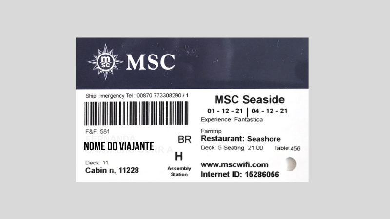 Cartão de plástico contendo informações do viajante no navio de cruzeiro MSC Seaside, com nome, número da cabine, restaurante reservado para jantar