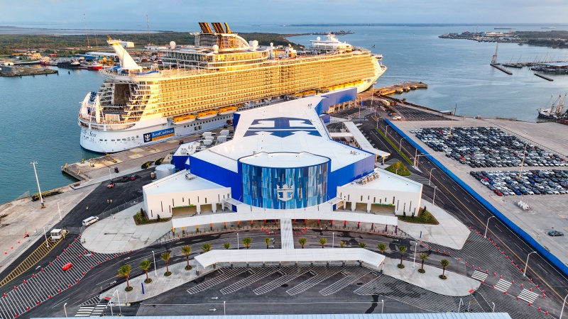 Royal Caribbean inaugura terminal