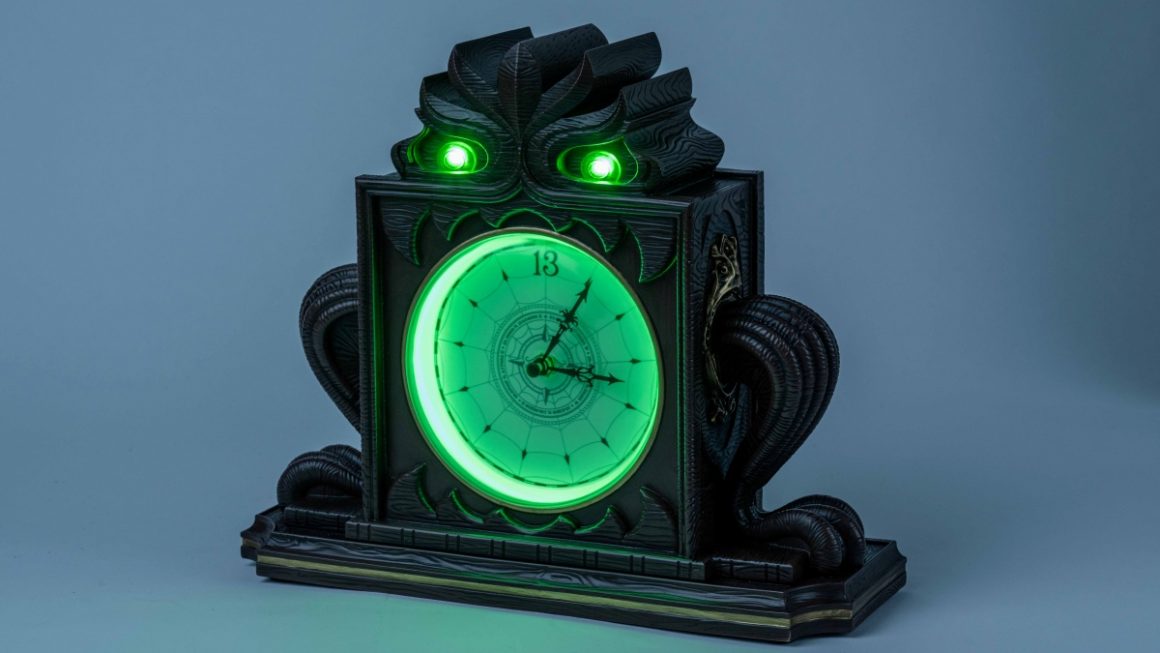 Haunted Mansion Parlor - Mantle Clock