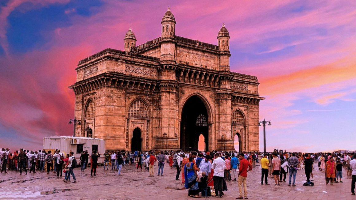 Grand Journeys 2025 - Crystal