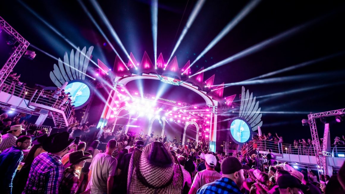 festas cruzeiros temáticos