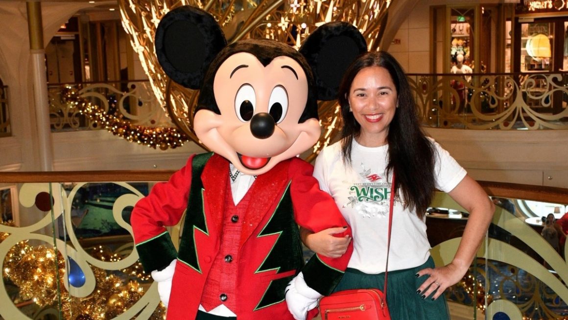 Luciana Misura com Mickey