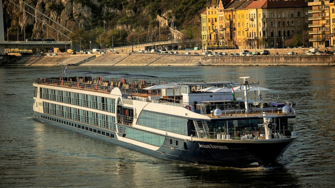 Avalon Waterways