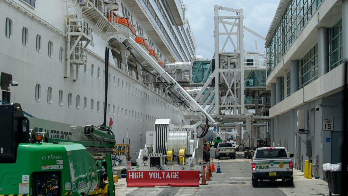 PorMiami com energia em terra