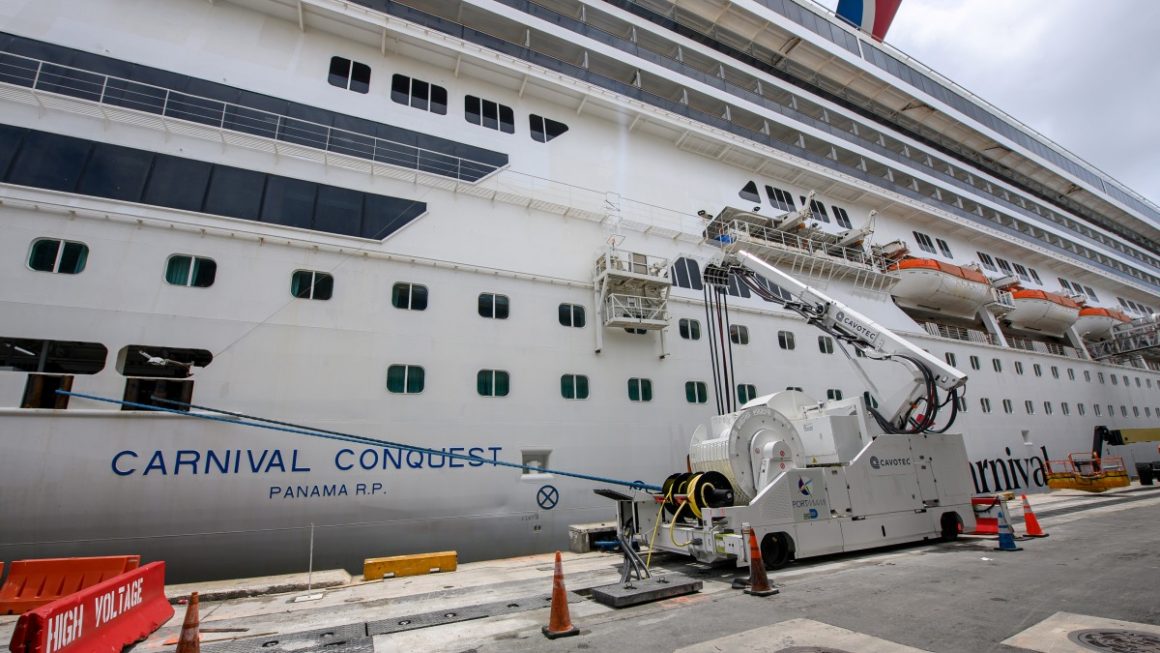 PorMiami com energia em terra