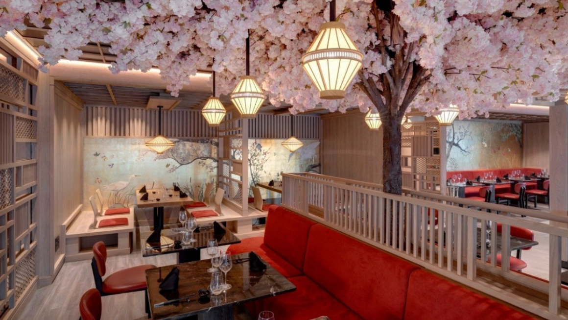 Restaurante Sakura do Navio EXPLORA II