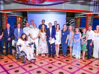 Cerimônia de troca de placa