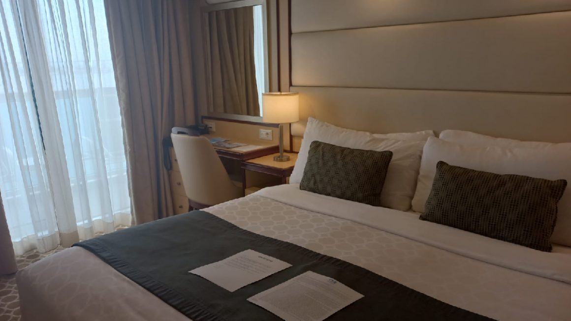 Cabine com varanda do navio Majestic Princess