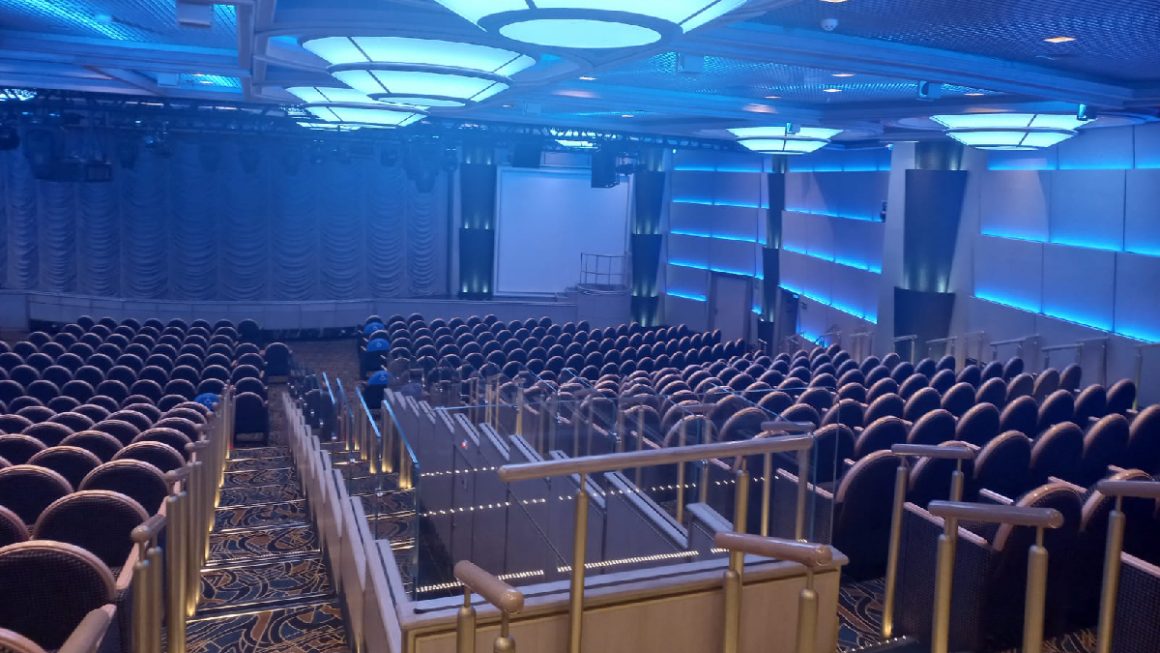Teatro do navio Majestic Princess