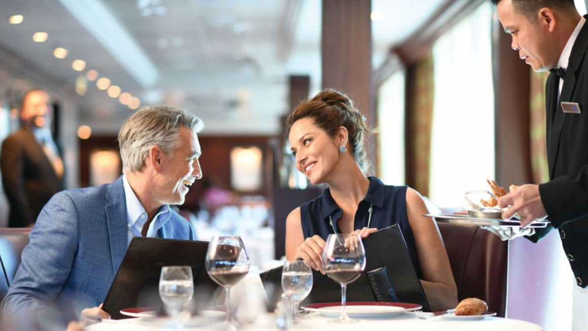 Jantar a dois em restaurante especializado da Oceania