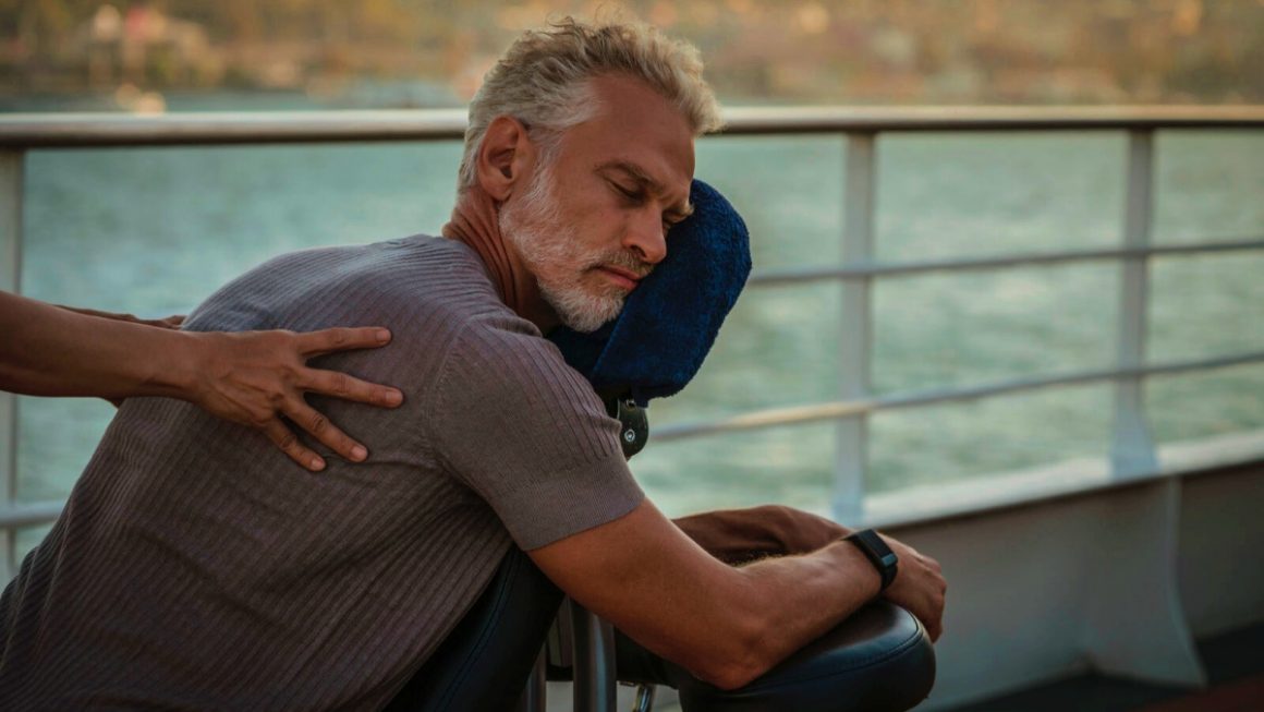 Massagem a bordo do SH Diana