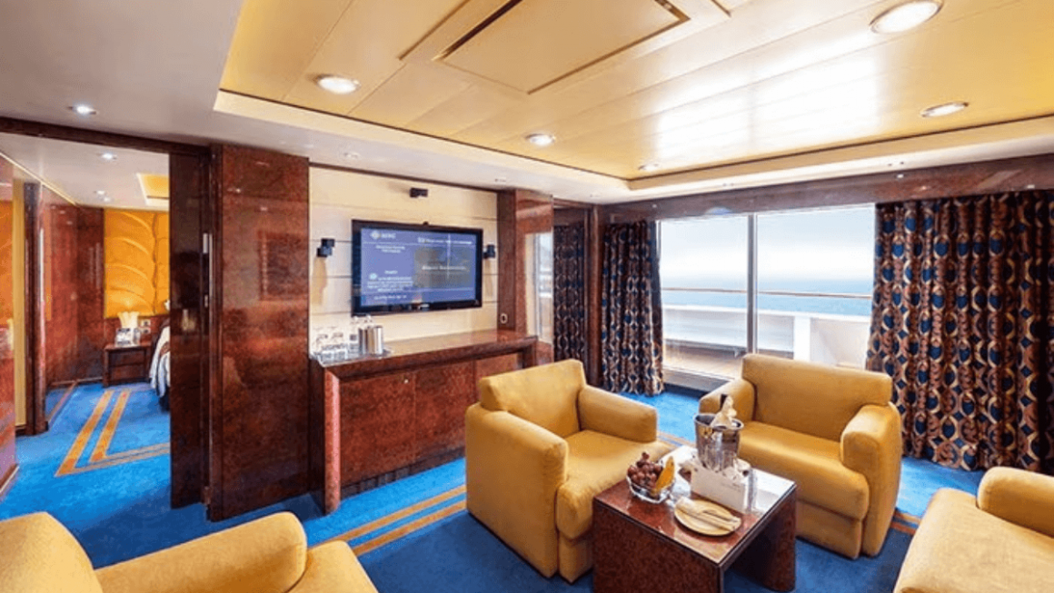 MSC YACHT CLUB SUÍTE EXECUTIVA & FAMILIAR