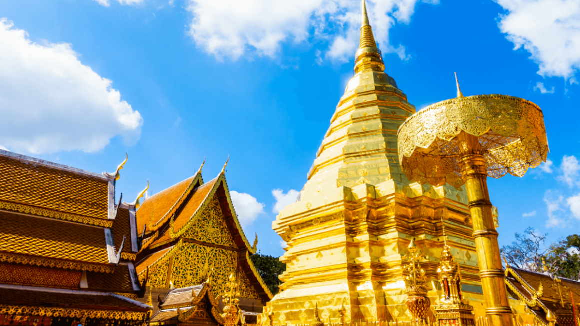Visite os templos dourados na Tailândia