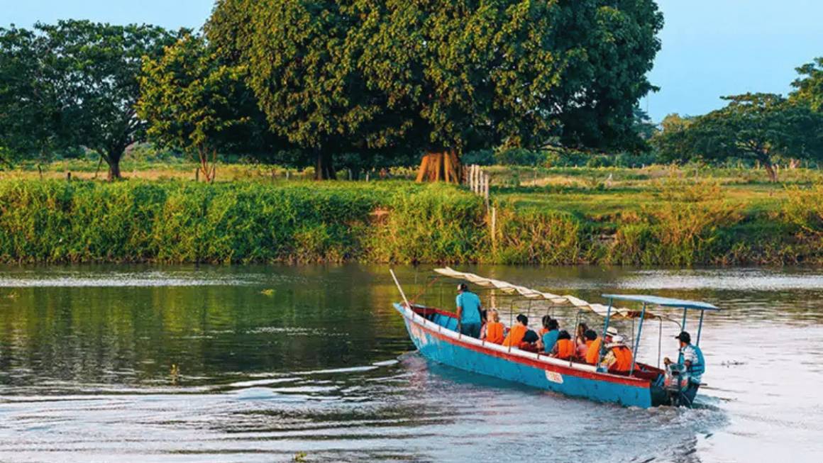 Tour de barco pelo Rio