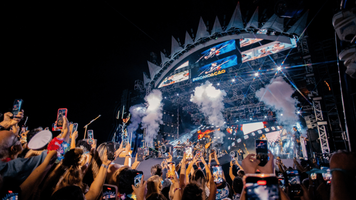 Muitos shows no Réveillon em Alto-Mar