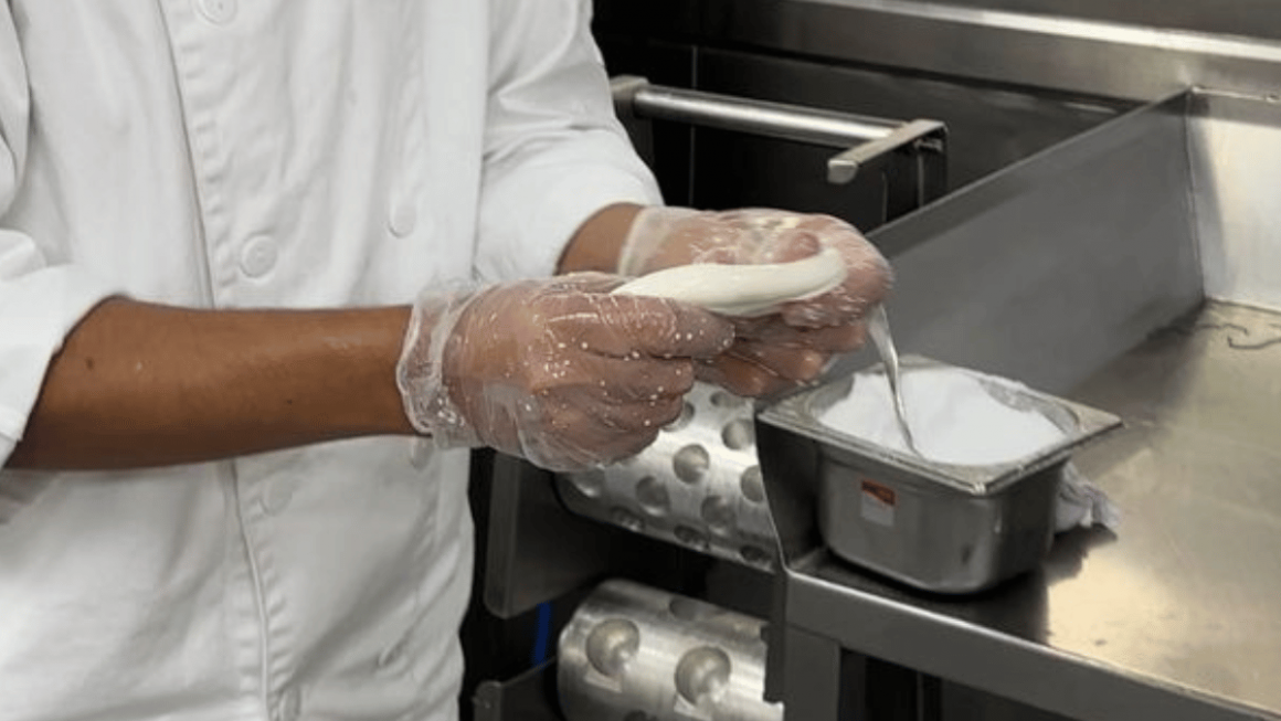 Fazendo o formato da Muçarela