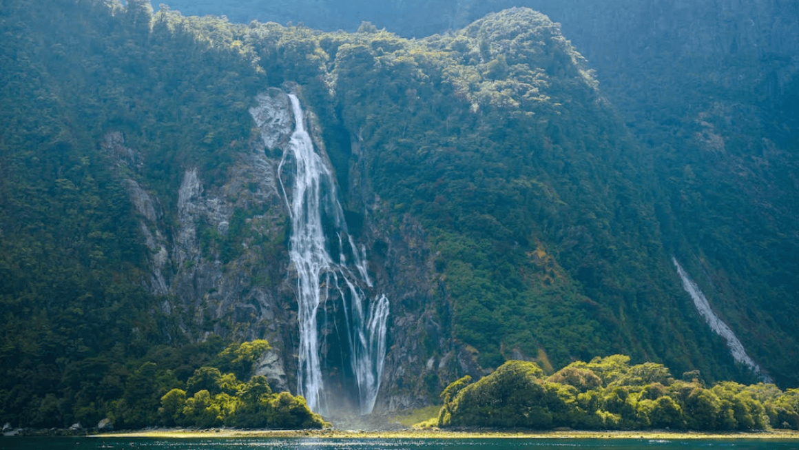 Bowen Falls, Nova Zelandia