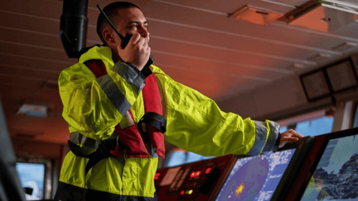 Prático em um navio de cruzeiro