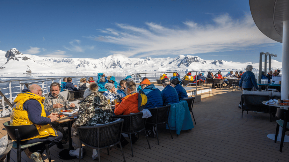 área externa do SH Minerva