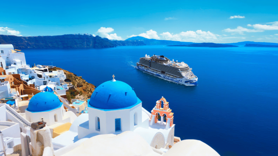 Santorini na Grécia com a Norwegian
