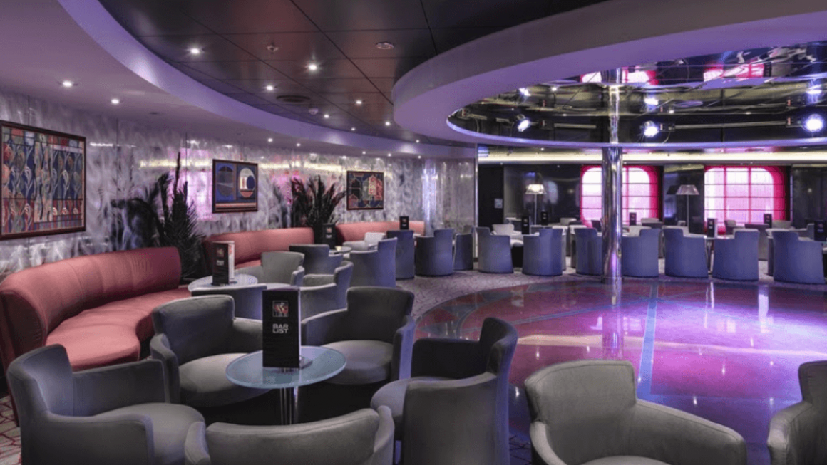 Sinfonia Lounge & Library, MSC Sinfonia