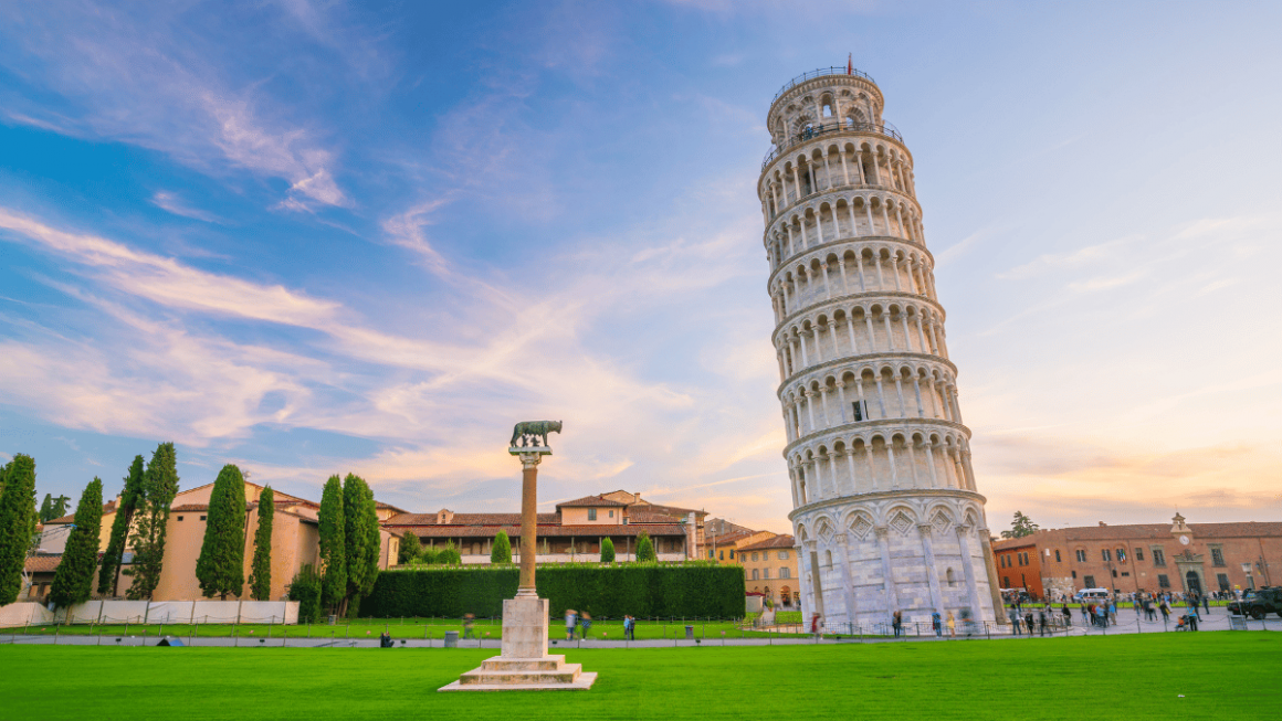 Torre de Pisa na Itália com a Crystal cruises