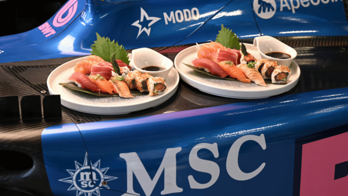 Sashimi de Hamachi e Salmão Ora King, do Kaito Sushi
