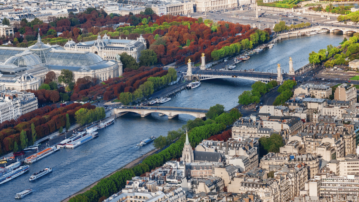 Rio Sena com a Emerald Cruises