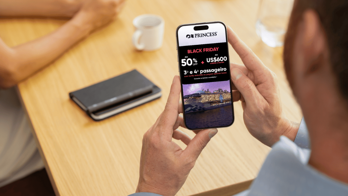 Acompanhe o mundo de cruzeiros pelo Whatsapp da Krooze
