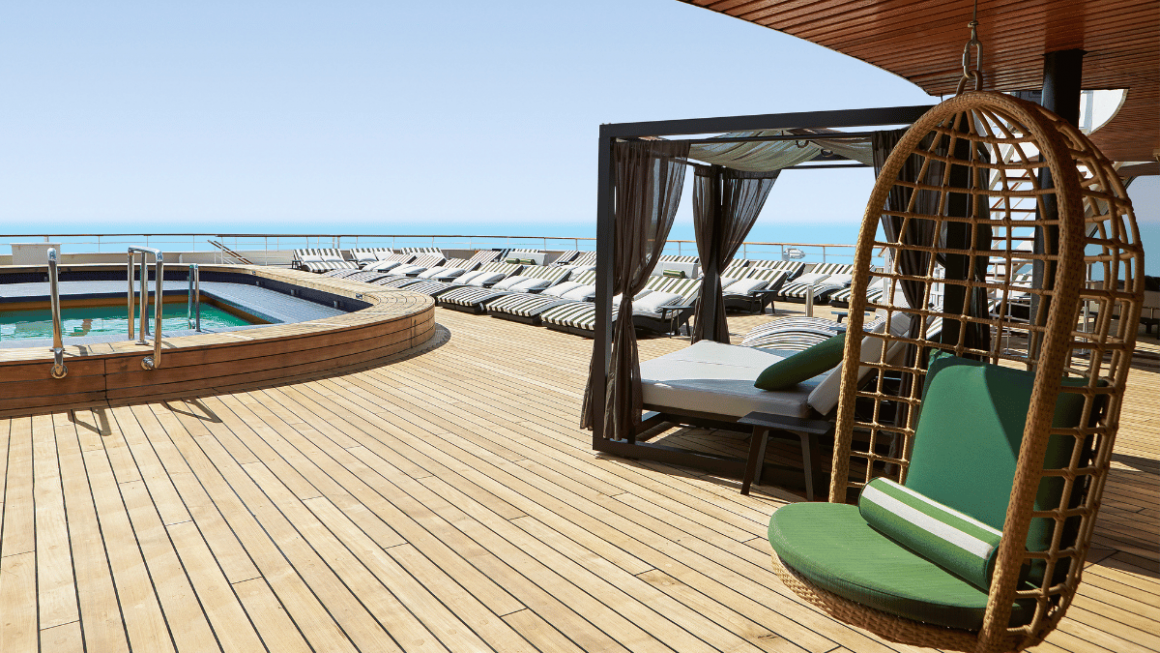 Espaço externo do Celestyal Journey