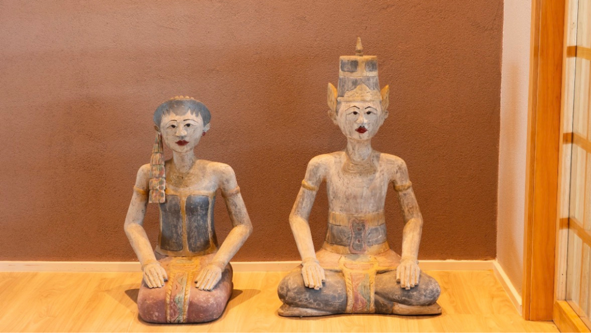 Casal Loro e Blonyo Antique