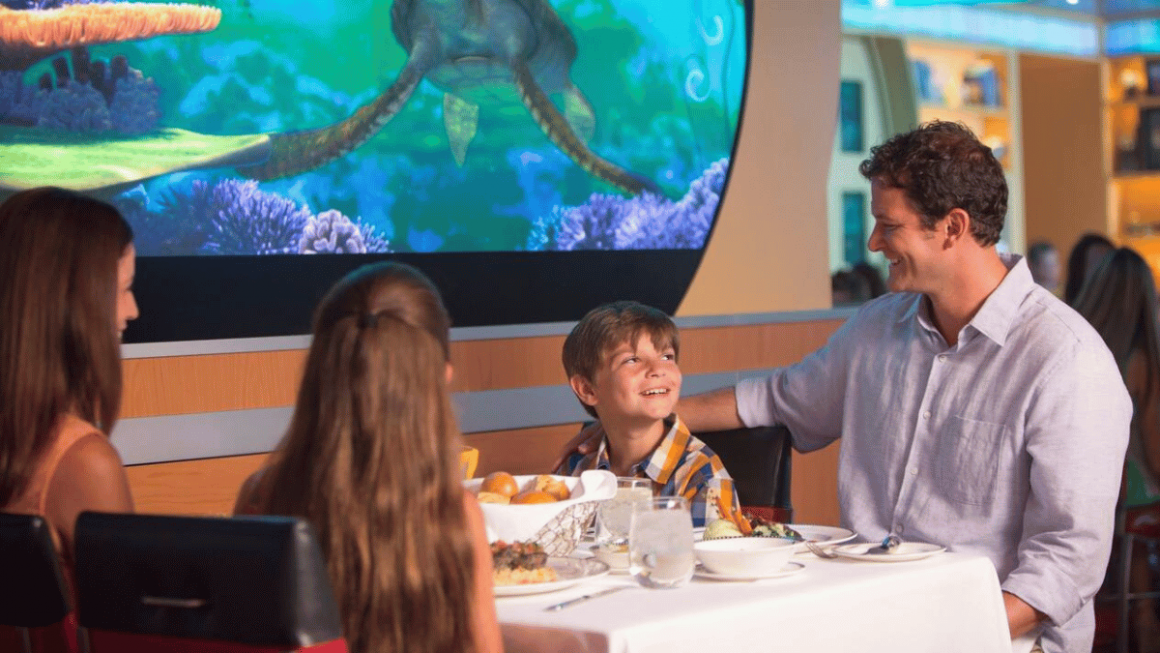 A Incrível Festa da Piscina do Crush