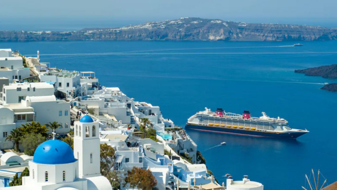 disney dream em santorini, grécia