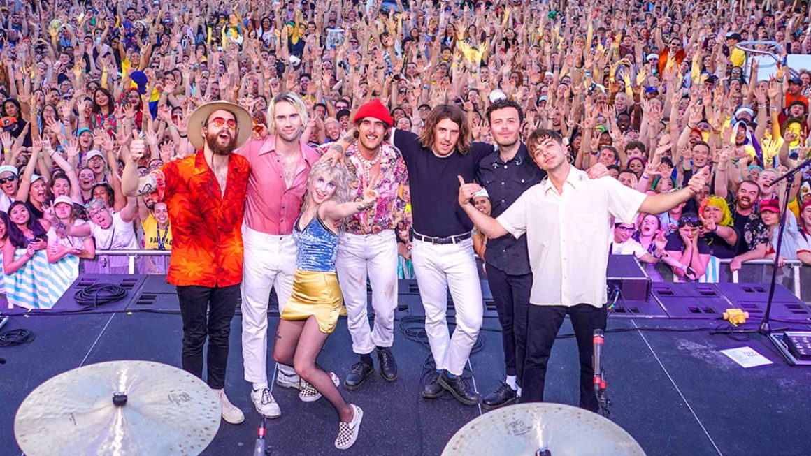 cruzeiros musicais paramore