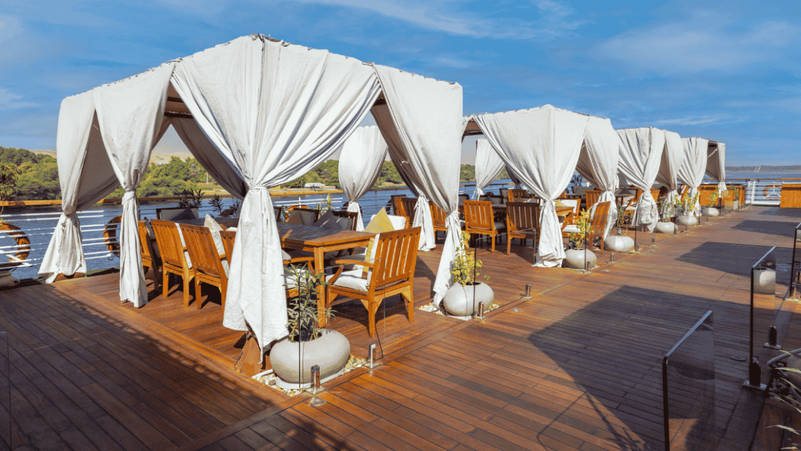 Sundeck