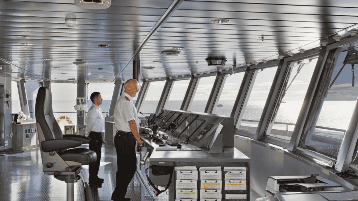 Sala de controle cruzeiros