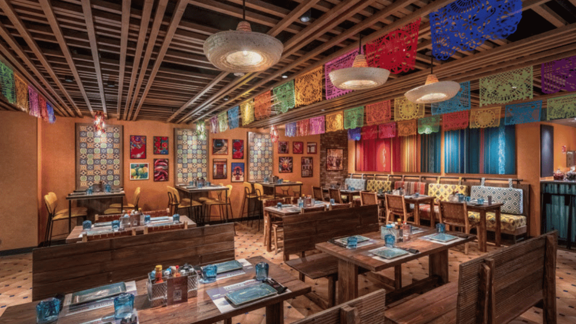 HOLA! Tacos & Cantina