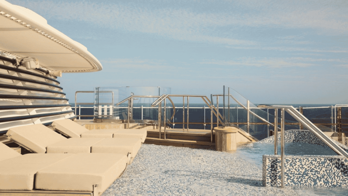 Helios Pool & Bar